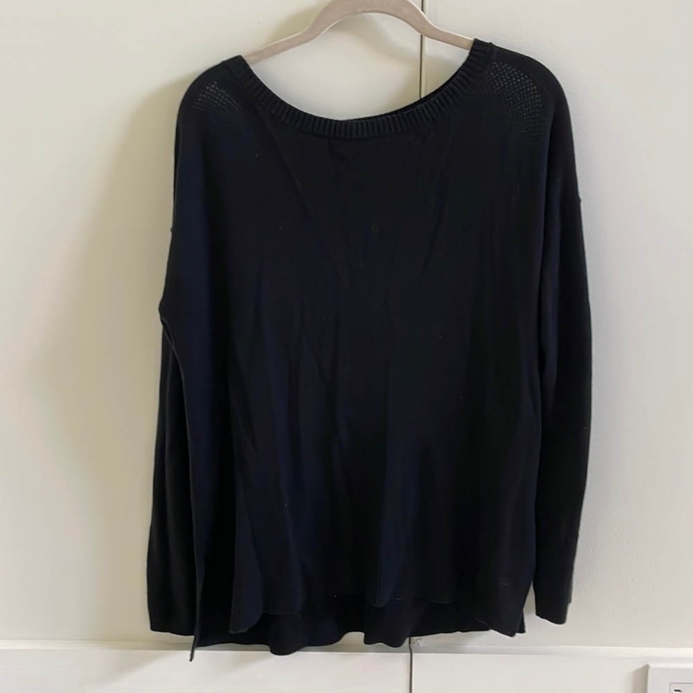 LULULEMON BLACK lightweight sweater 6